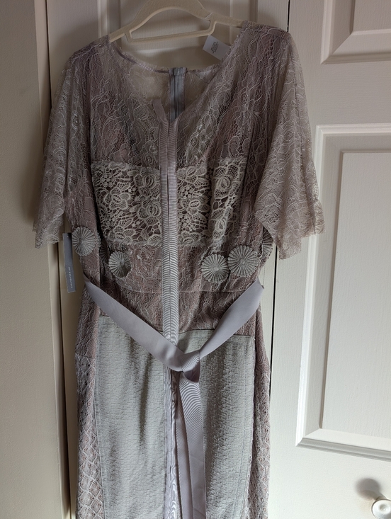 Anthropologie Dresses & Skirts - Anthropologie Cocktail Dress With Lace
